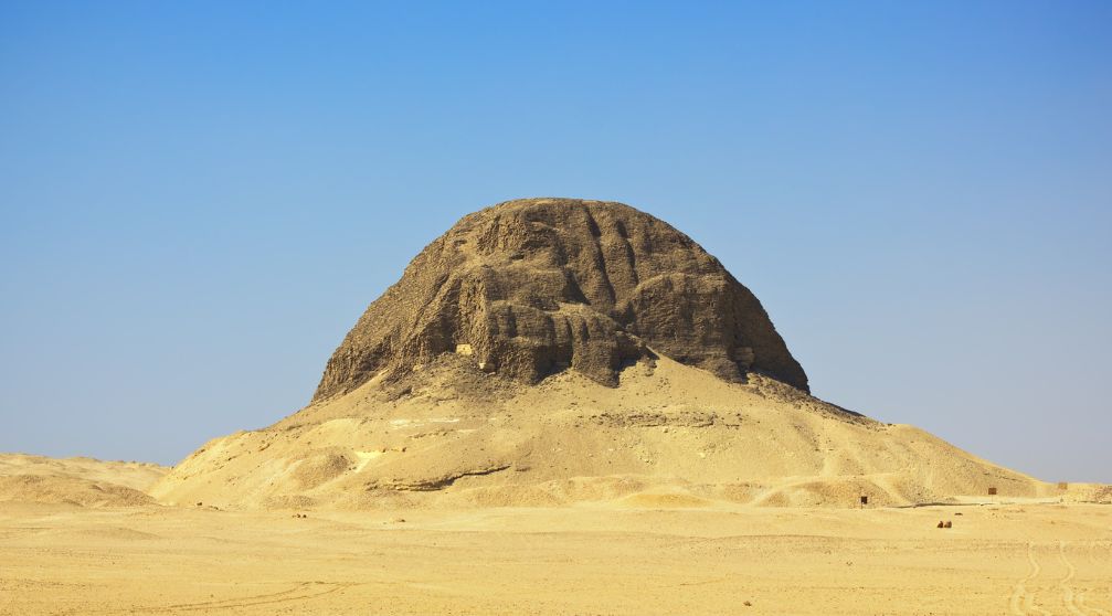2 tägiger Ausflug von Kairo nach Wadi El Hitan und zu den Fayoum Pyramiden